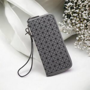 Grey Large Geometric Pattern Silicone Zipper Purse.